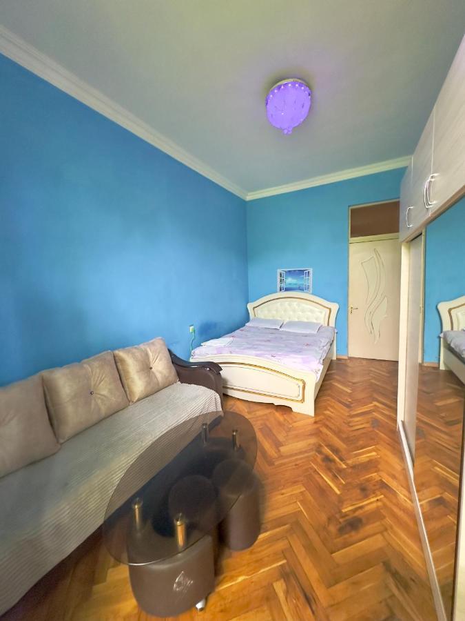 Karson Family Hostel & Guest House Yerevan Exterior photo