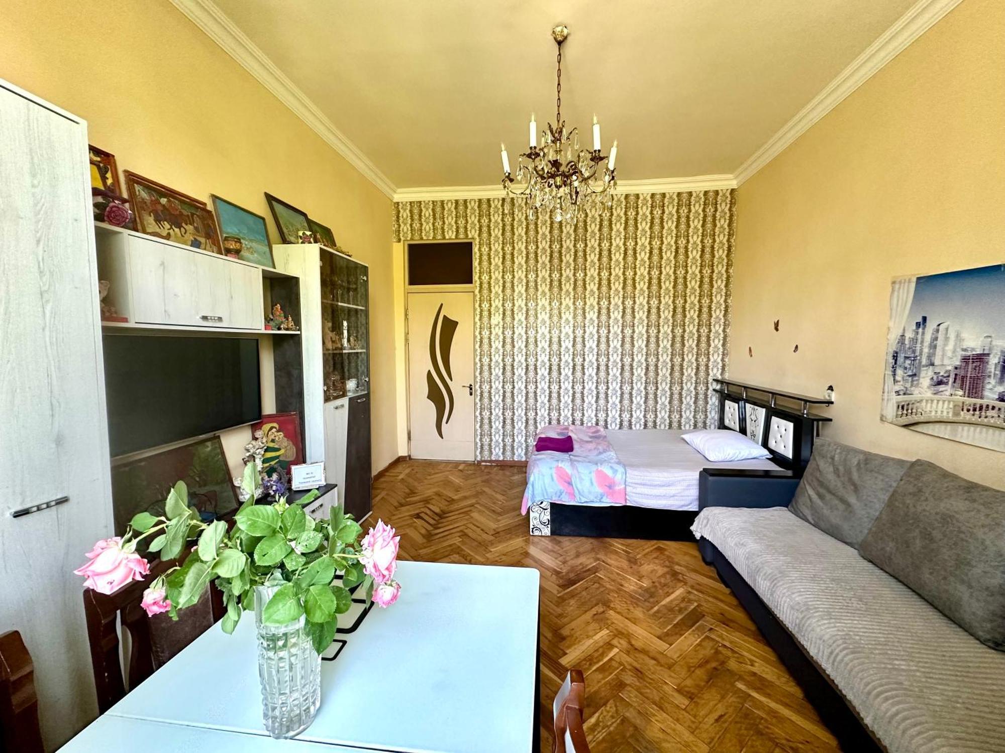 Karson Family Hostel & Guest House Yerevan Exterior photo