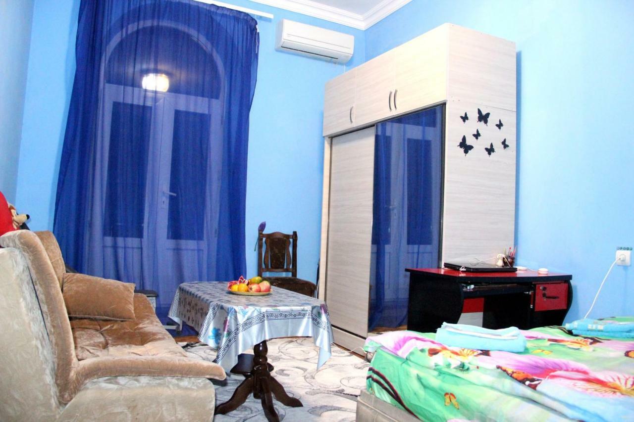 Karson Family Hostel & Guest House Yerevan Exterior photo